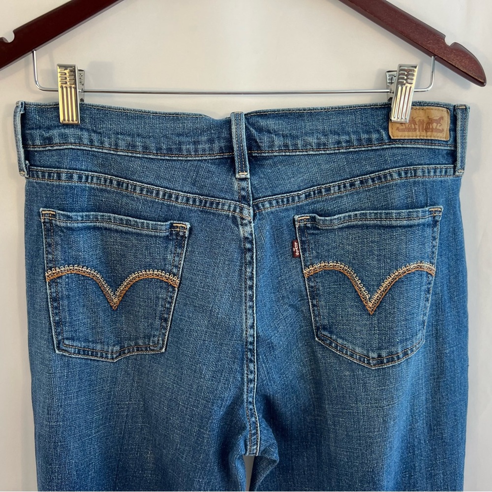 Levis 515 Bootcut Jeans Medium Wash Blue Flared Mid Rise Womens 32 Embroidered - Picture 5 of 7